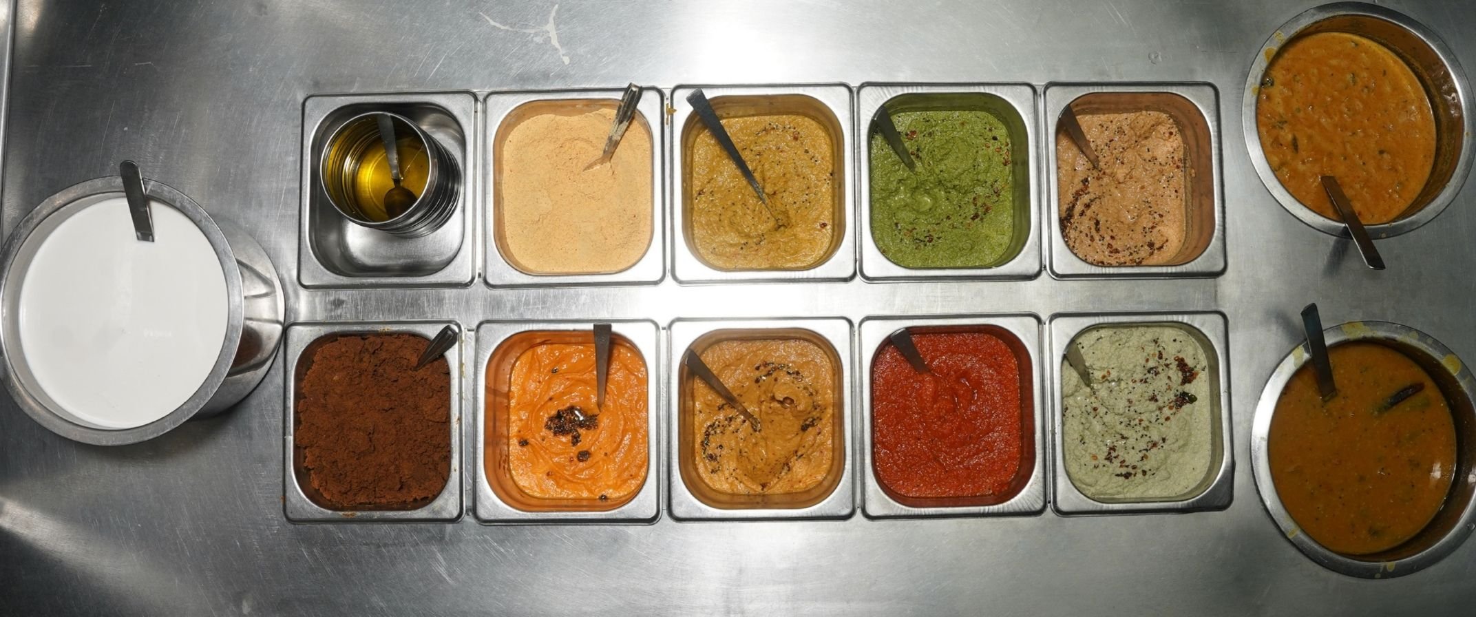 Traditional Chutney & Sambhar